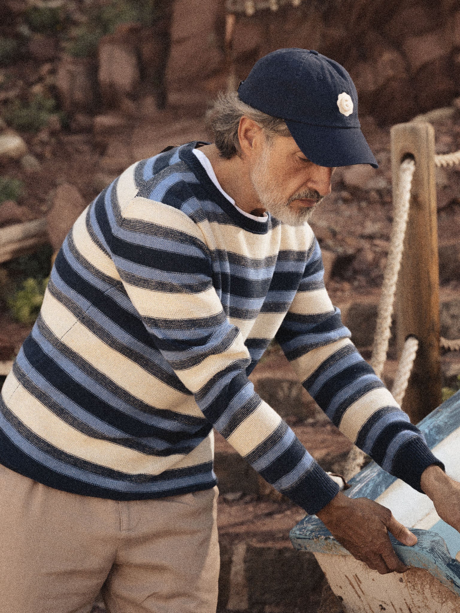 Modelshot / Navy / Detail